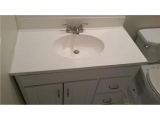 1400 Golfview Dr, Hollywood FL  33026-3153 exterior