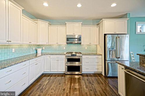 33675 Hunters Run, Lewes DE  19958-4844 exterior