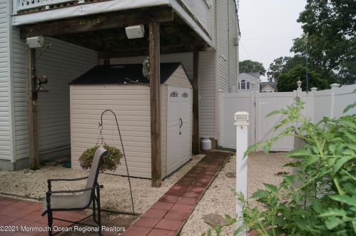 15 Van Ness Dr, Bricktown NJ  08723-5730 exterior