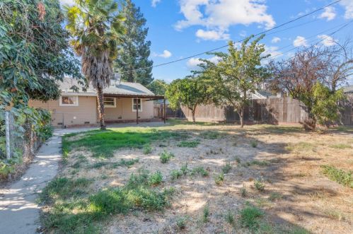 1312 Stockton Ave, Modesto CA  95358-2343 exterior