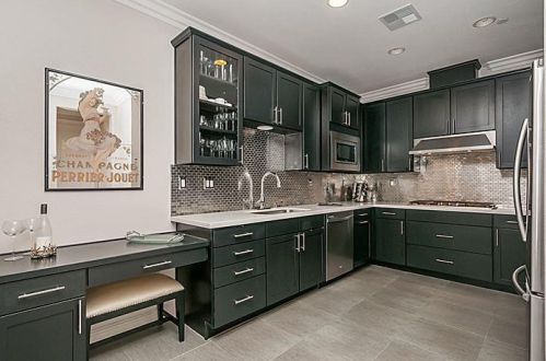 635 True Wind Way, Redwood City CA  94063-5723 exterior