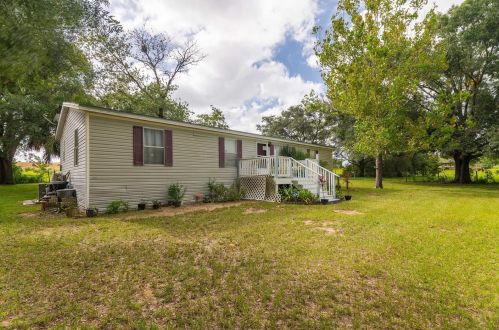 18631 Harvel Ln, Dade City FL  33523-6566 exterior