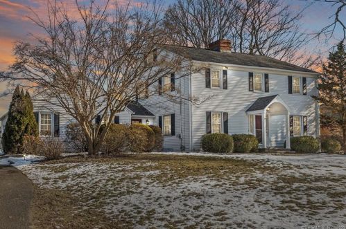 123 Beardsley Rd, Huntington, CT 06484-1801