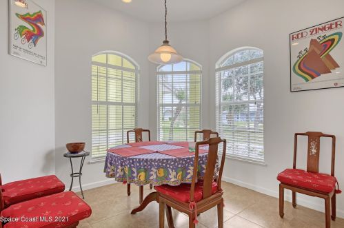 105 Keystone Dr, Sebastian FL  32958-6935 exterior