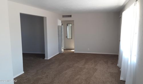 6201 29th St, Tucson AZ  85711-6815 exterior