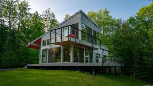 321 Willowbrook Rd, Climax, NY 12042-2405