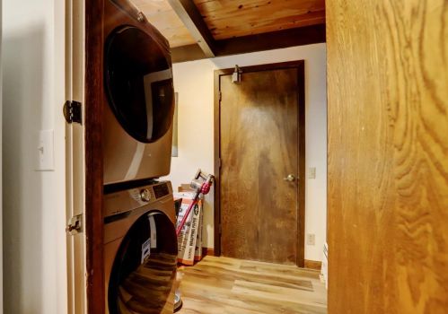 19007 Chickadee Ct, Lake Wildwood CA  95946-9644 exterior