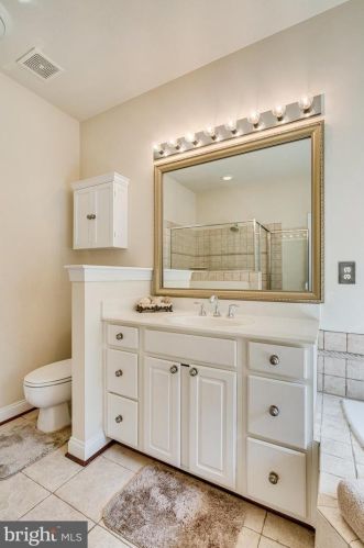 6857 Hartzell Hill Ln, Haymarket VA  20169-4944 exterior