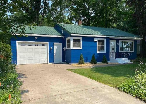 113 Washington St, Pulcifer, WI 54124-9327