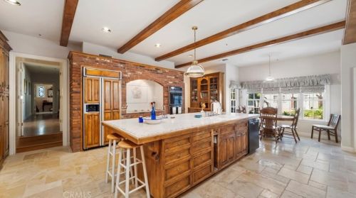 2229 Euclid Ave, Upland CA  91784-1305 exterior