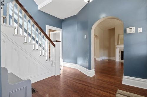 555 Spruce St, Verona, PA 15147-1422