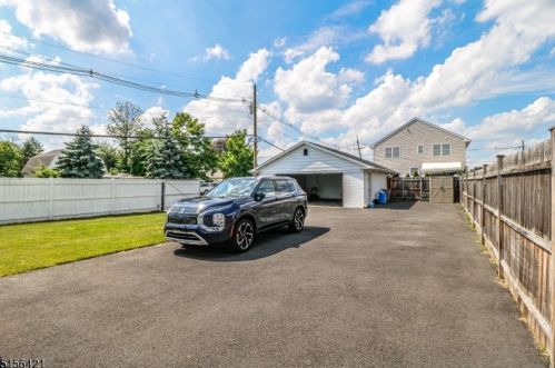 1154 Gress St, Manville NJ  08835-1133 exterior