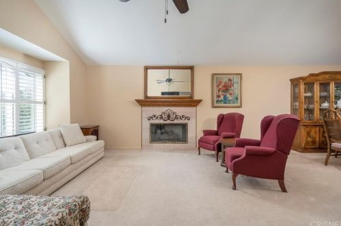 25102 Avenida Rotella, Santa Clarita, CA 91355-3006