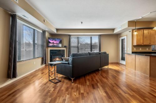1155 Ford Rd, Minneapolis, MN 55426-1099