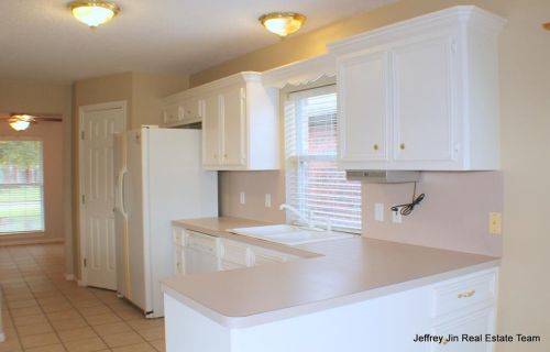 4905 Columbary Dr, Richmond TX  77471-6122 exterior