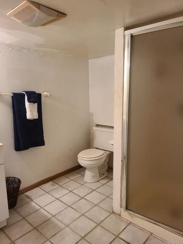 2879 Dill Pl, Bronx NY  10465-2419 exterior