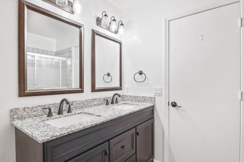 7934 Kyle Ct, Citrus Heights CA  95610-2461 exterior