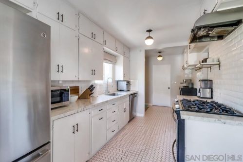 7181 Amherst St, La Mesa CA  91942-8568 exterior