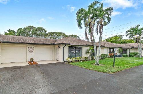 4906 Dovewood Rd, Boynton Beach, FL 33436-4017
