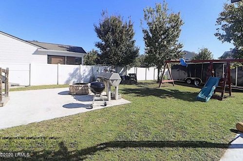 1 Tugaloo Dr, Beaufort SC  29906-6036 exterior