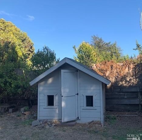 1457 Richardson Ct, Santa Rosa CA  95407-7488 exterior