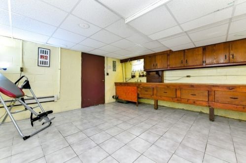 37 Spencer Ave, Chelsea MA  02150-3023 exterior