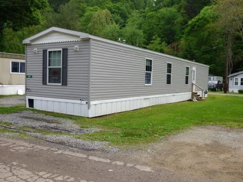 1710 Kirk Dr, Verona PA  15147-3917 exterior