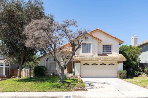 33693 View Crest Dr, Wildomar CA  92595-8340 exterior