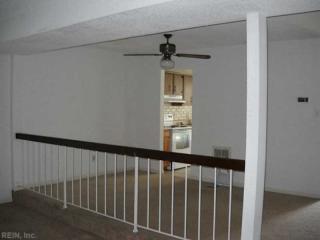 943 Northwood Dr, Virginia Beach VA  23452-7933 exterior