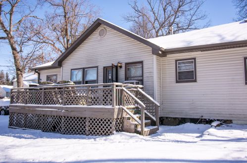 619 Maple St, Twin Lakes, WI 53181-9545