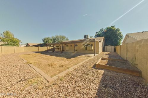 860 Alamo Dr, Chandler AZ 85224-1873 exterior