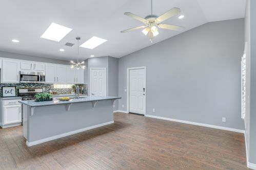 52655 Avenida Rubio, La Quinta CA  92253-3324 exterior