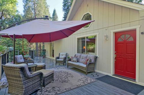 2020 Racoon Trl, Pacific House, CA 95726-9321