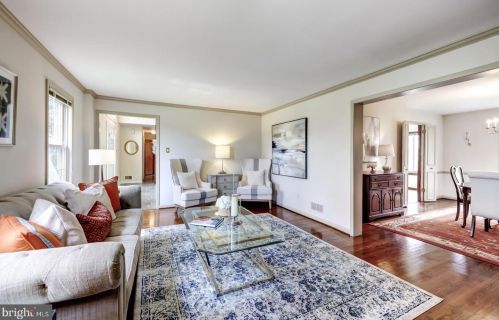 1030 Beaumont Rd, Berwyn PA  19312-2040 exterior