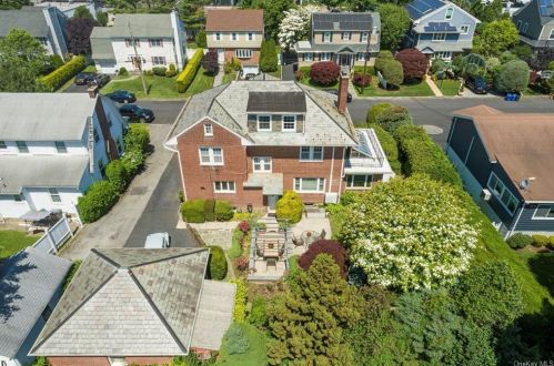 15 Moran Pl, New Rochelle, NY 10801-5325