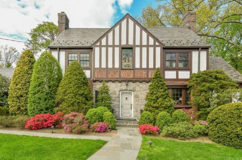 30 Swarthmore Rd, Scarsdale, NY 10583-7550