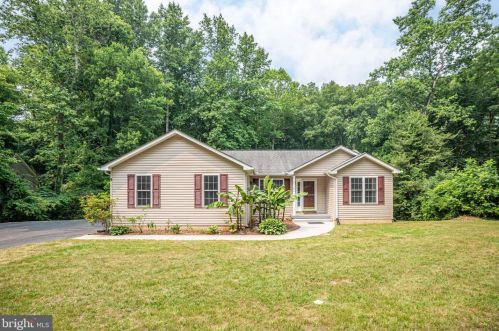 8370 Independence Cir, Owens, VA 22485-2132