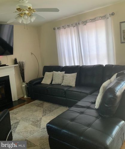 3601 Overview Dr, Fredericksburg VA  22408-8758 exterior
