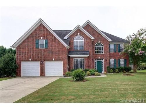137 Autumn Frost Ave, Statesville, NC 28677-9058