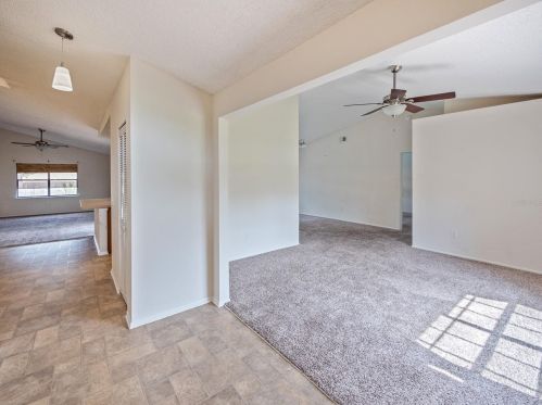 3238 Croton Ave, Deltona, FL 32738-1477