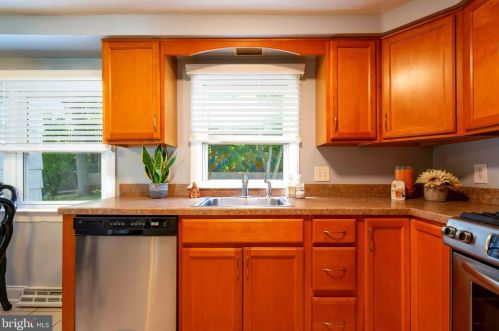 104 Shenandoah Rd, Riverton NJ  08077-3147 exterior