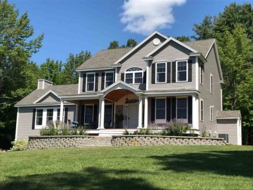 255 Bunker Hill Rd, Auburn, NH 03032-3523