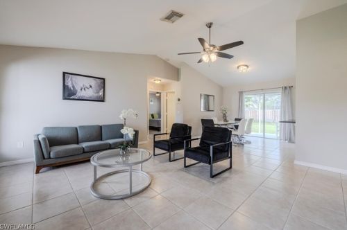 1121 47 Ter, Cape Coral FL  33914-7370 exterior