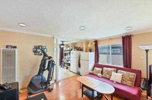 2634 Pacific Coast Hwy, Torrance CA  90505-7038 exterior