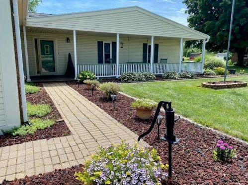6919 New Carlisle Pike, Springfield, OH 45504-3156