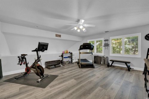 585 Topeka Ln, Vacaville CA 95687-4353 exterior