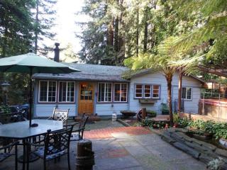 3 Grandview Ave, Lompico, CA 95018-9739