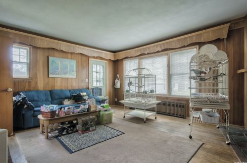 70 Tamarack St, Elwood NY  11731-4629 exterior