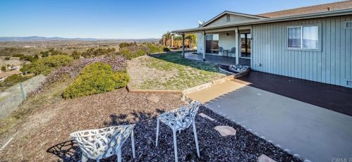 3866 San Pablo Ave, Oceanside CA  92057-7208 exterior