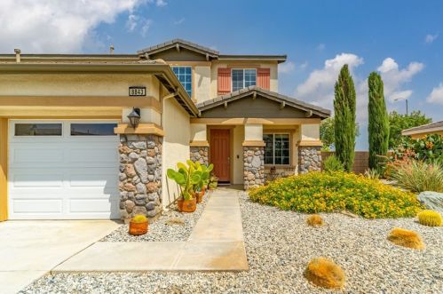 8843 Avoca Ct, Lancaster, CA 93536-7738